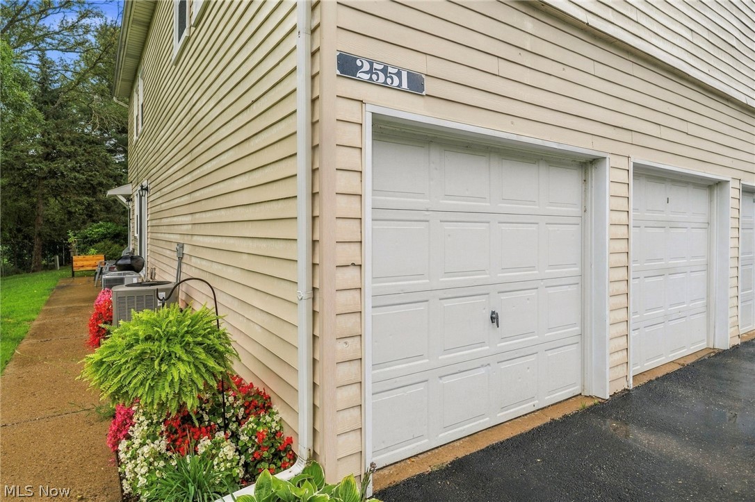 2551 Royal County Down Drive Uniontown OH 44685