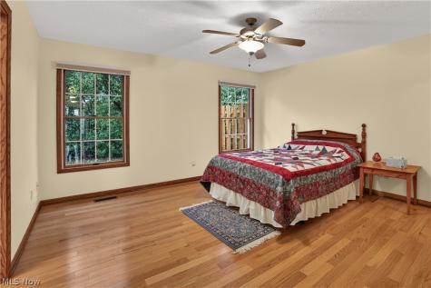 31 Canterbury Circle Oberlin OH 44074