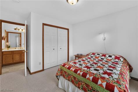 31 Canterbury Circle Oberlin OH 44074
