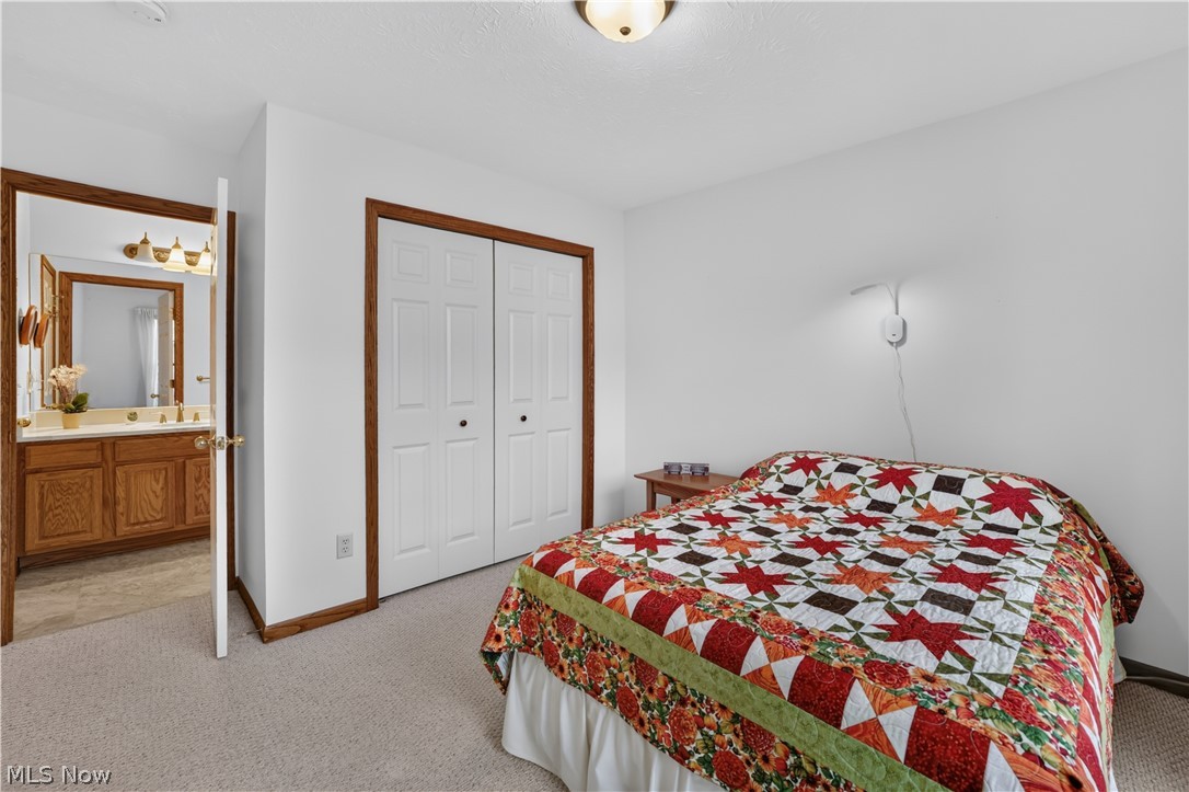 31 Canterbury Circle Oberlin OH 44074