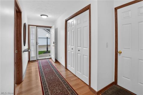31 Canterbury Circle Oberlin OH 44074