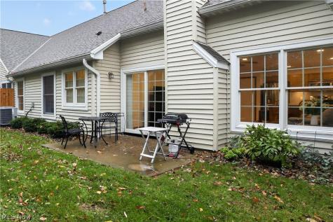 31 Canterbury Circle Oberlin OH 44074