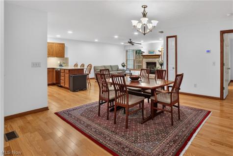 31 Canterbury Circle Oberlin OH 44074