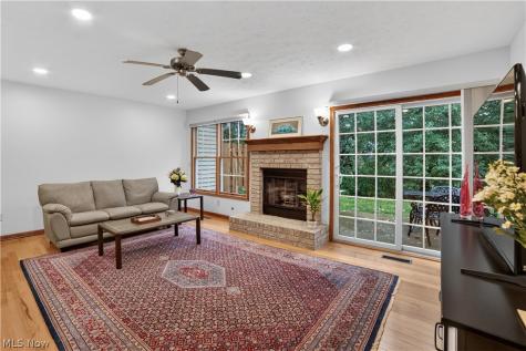 31 Canterbury Circle Oberlin OH 44074