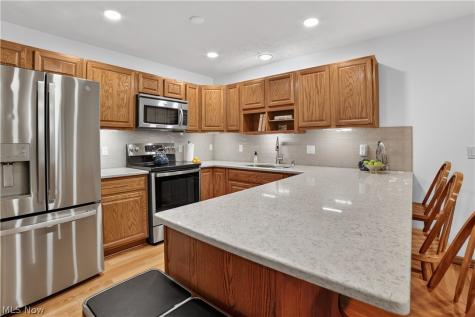 31 Canterbury Circle Oberlin OH 44074
