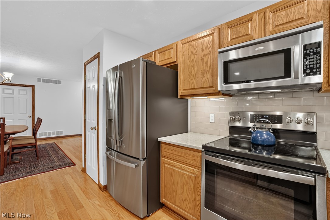 31 Canterbury Circle Oberlin OH 44074