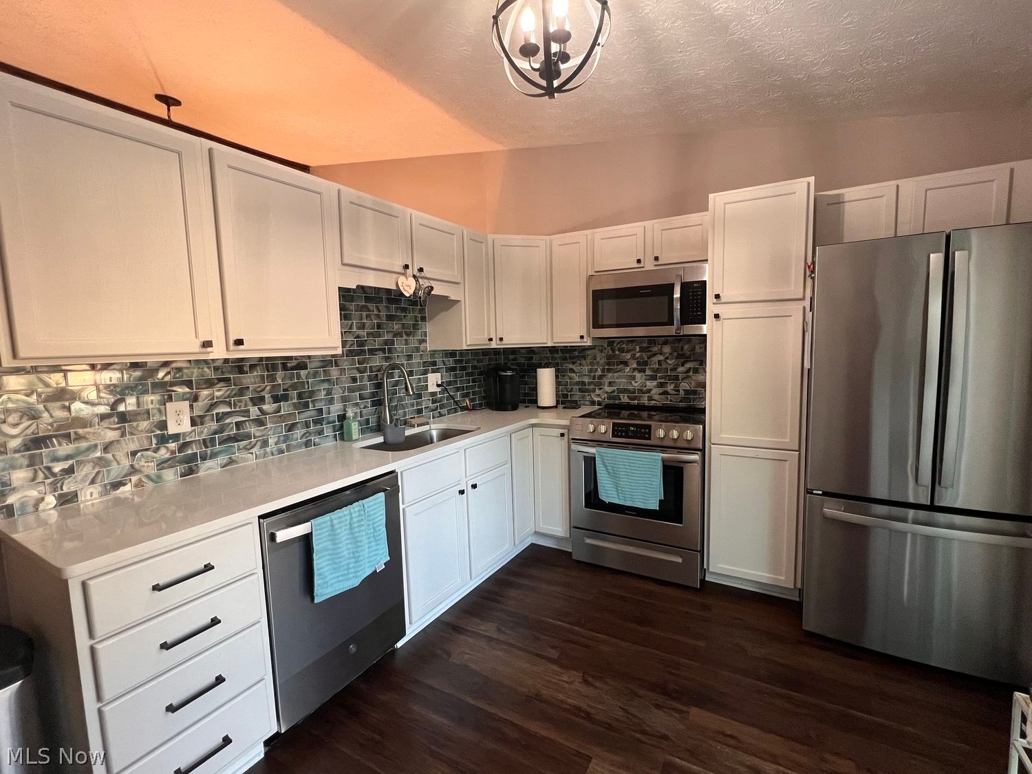 8899 Summerset Lane Olmsted Falls OH 44138