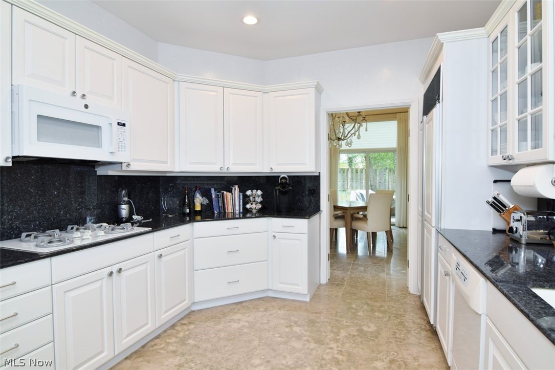 22 Waterford Lane Beachwood OH 44122