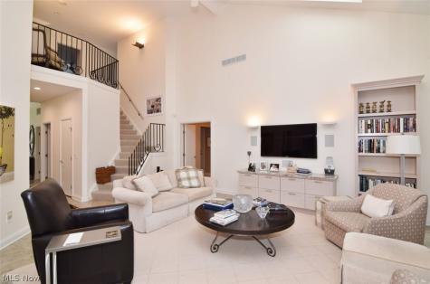 22 Waterford Lane Beachwood OH 44122