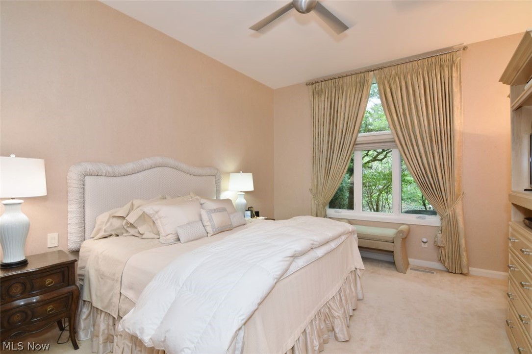 22 Waterford Lane Beachwood OH 44122