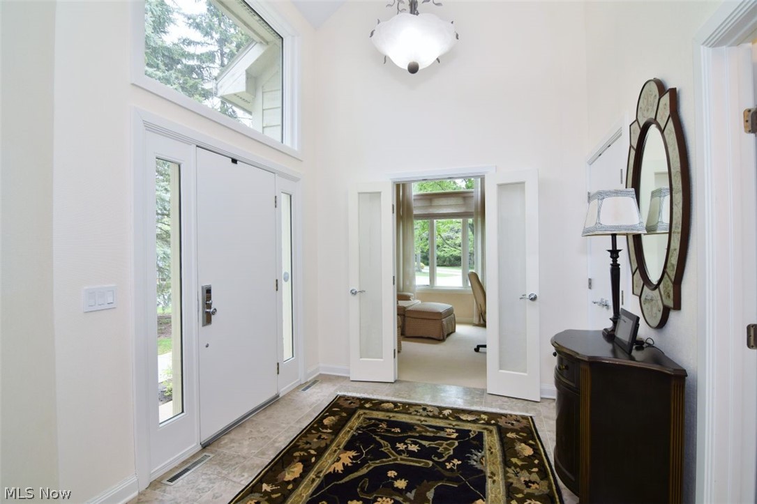 22 Waterford Lane Beachwood OH 44122