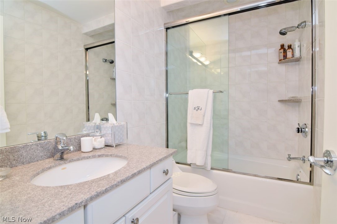 22 Waterford Lane Beachwood OH 44122