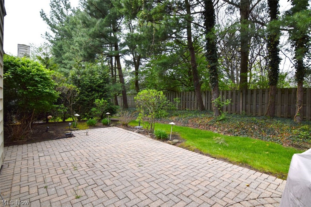 22 Waterford Lane Beachwood OH 44122