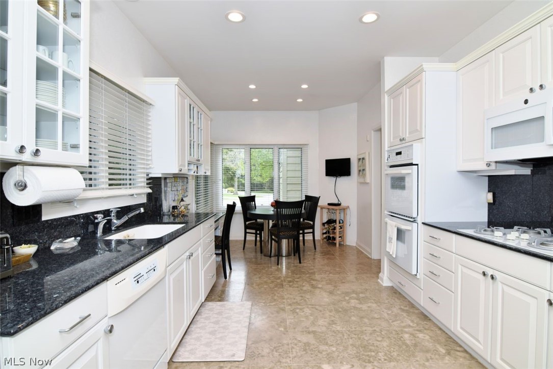 22 Waterford Lane Beachwood OH 44122
