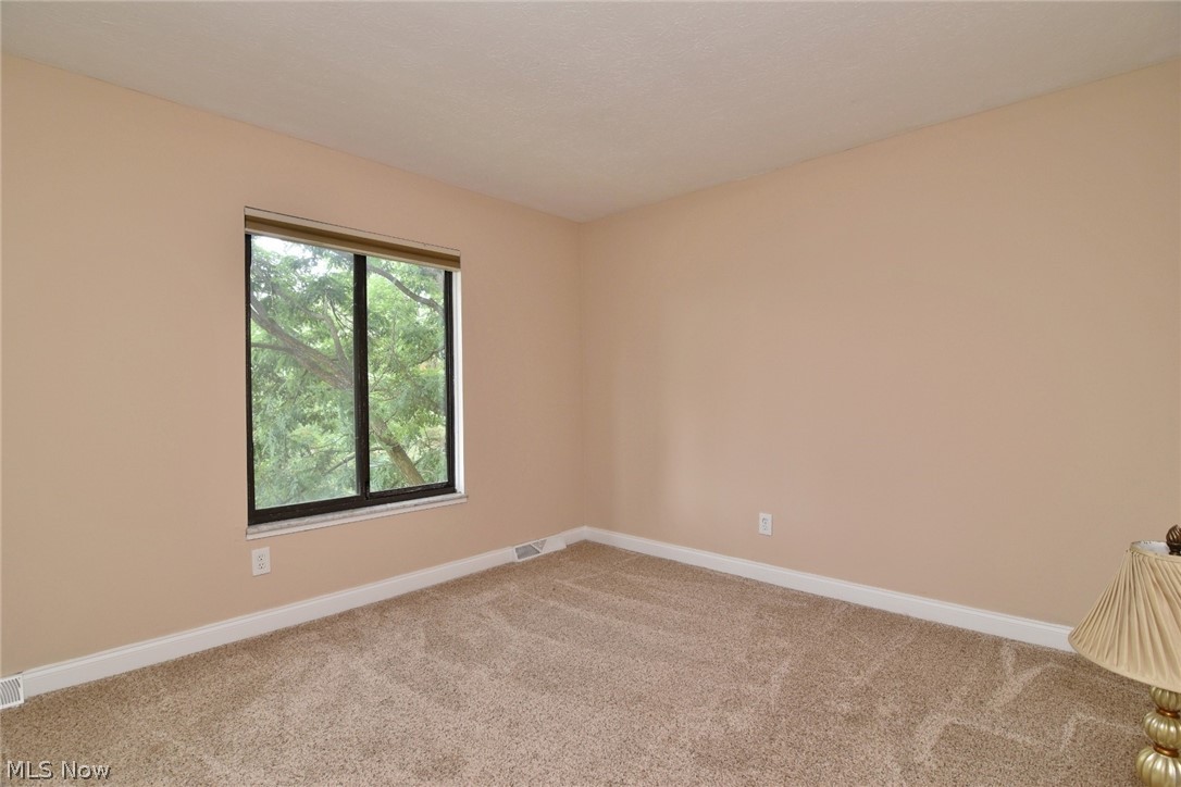 32623 Jefferson Drive Solon OH 44139