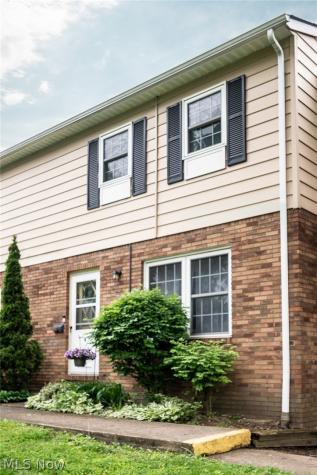 8276 Deepwood Boulevard Mentor OH 44060