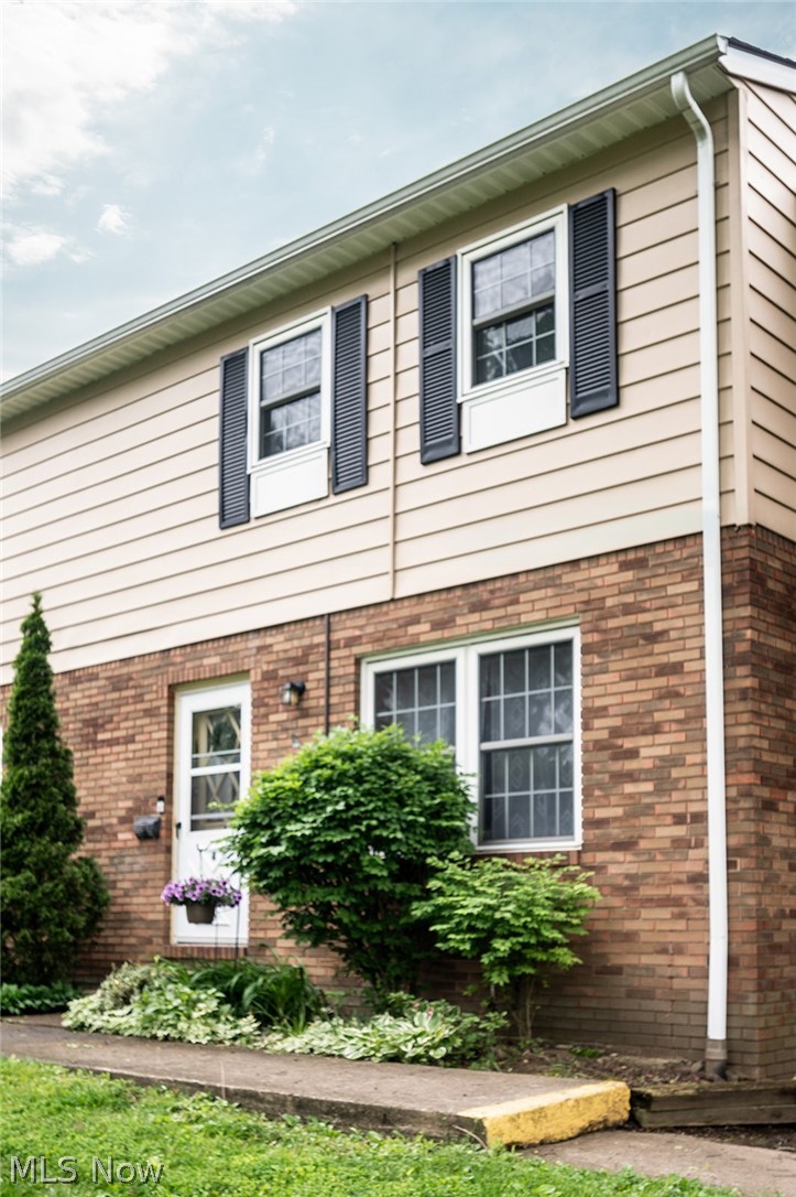 8276 Deepwood Boulevard Mentor OH 44060