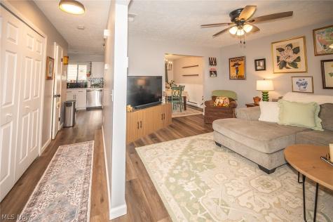 8276 Deepwood Boulevard Mentor OH 44060