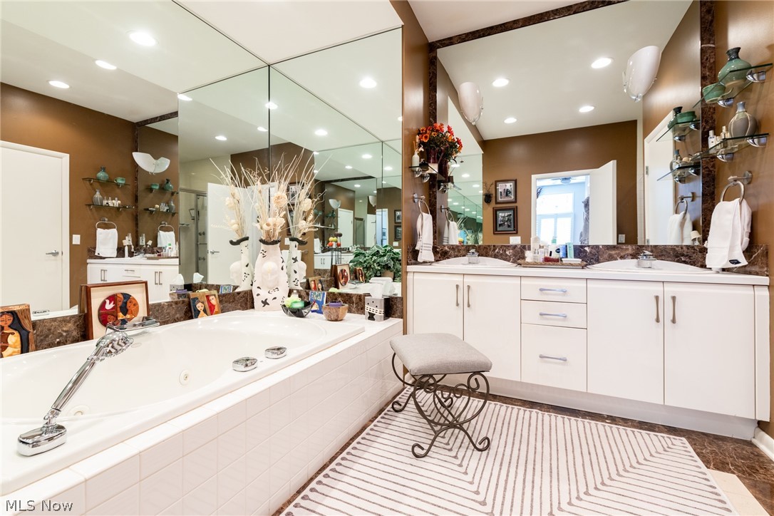 15 Orchard Circle Orange OH 44022