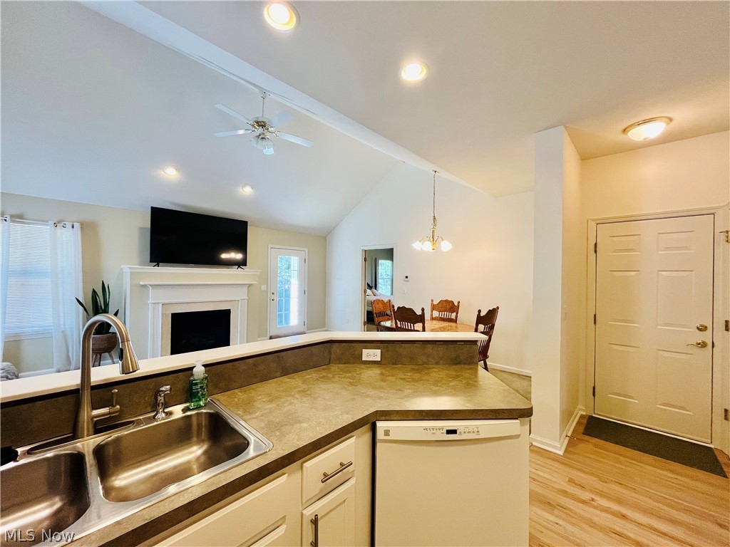 1205 E Mallard Drive Madison OH 44057