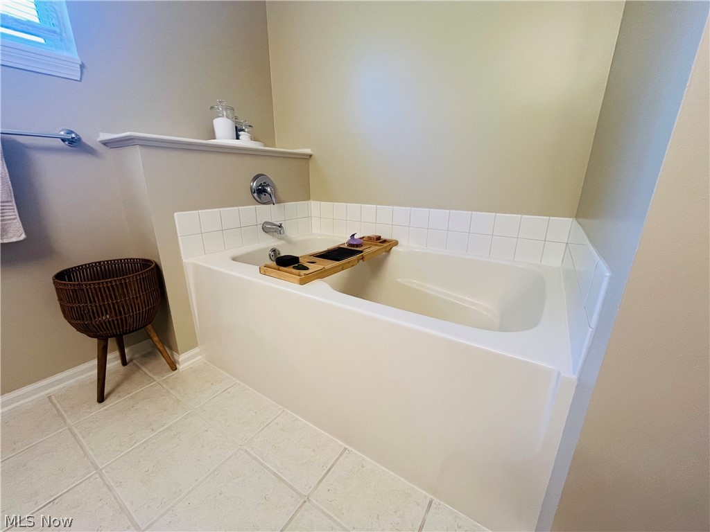 1205 E Mallard Drive Madison OH 44057