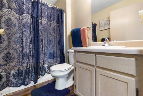1456 Buckingham Gate A Boulevard Cuyahoga Falls OH 44221