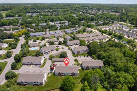 1456 Buckingham Gate A Boulevard Cuyahoga Falls OH 44221