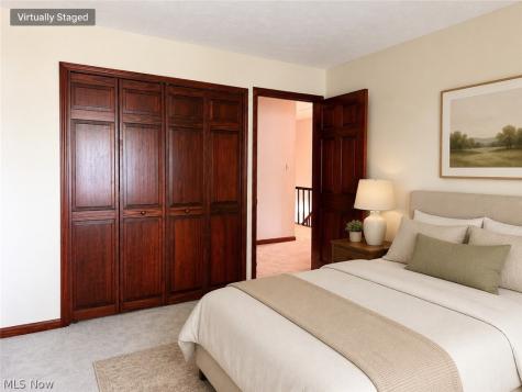 569 Bartow Lane Richmond Heights OH 44143
