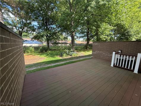 569 Bartow Lane Richmond Heights OH 44143