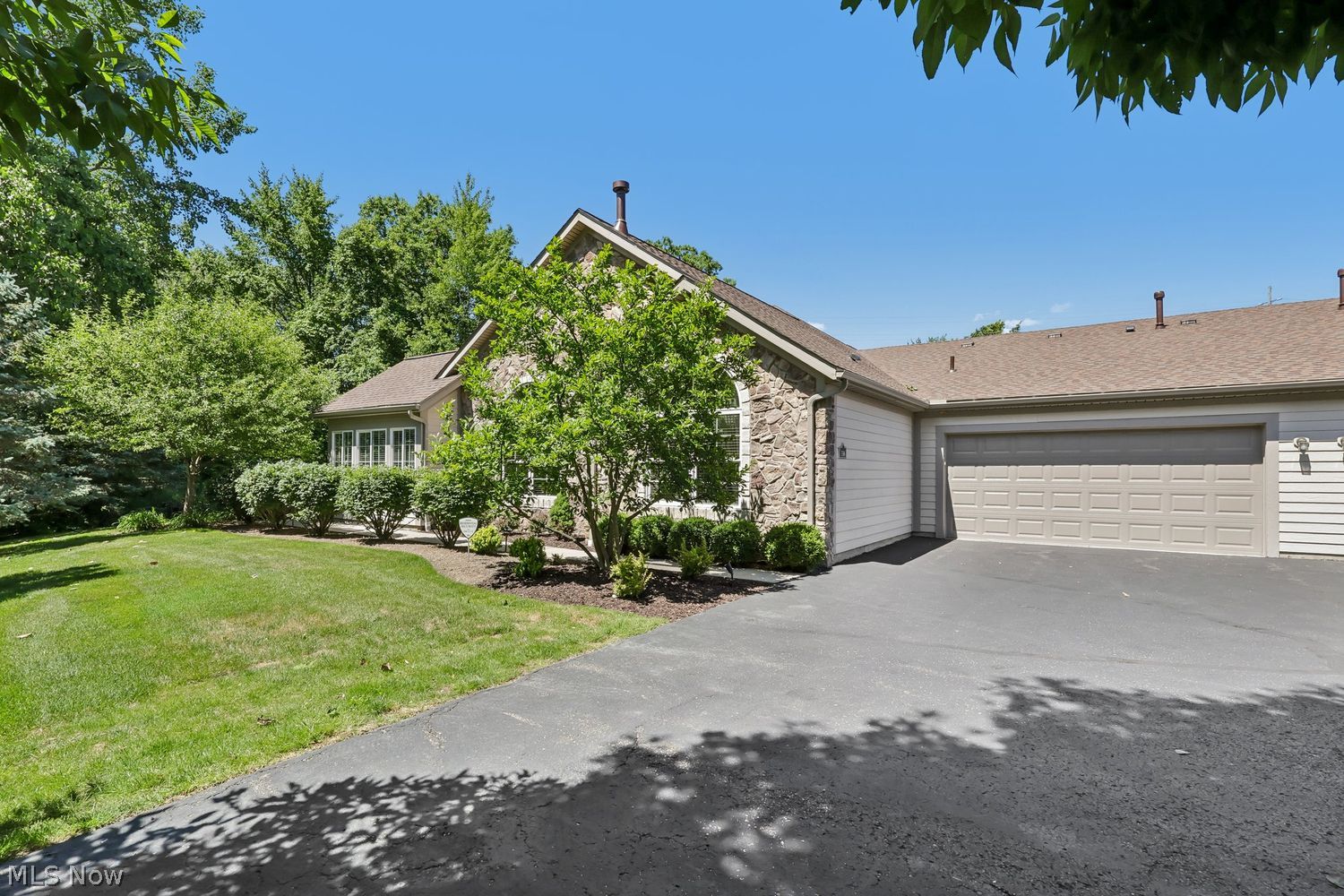 336 Sandover Drive Aurora OH 44202
