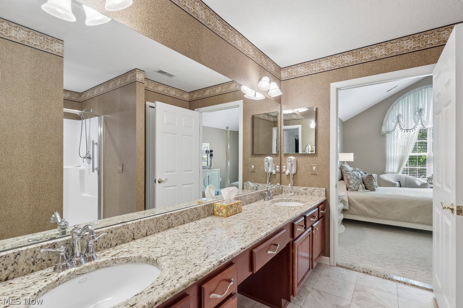 336 Sandover Drive Aurora OH 44202