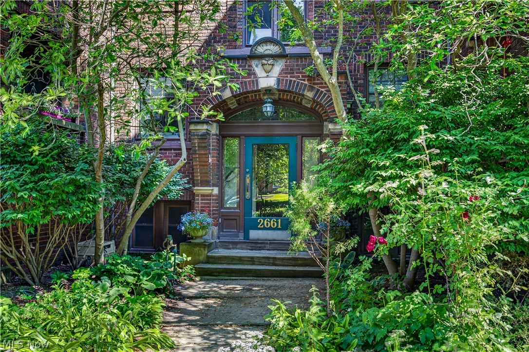 2661 Euclid Heights Boulevard Cleveland Heights OH 44106