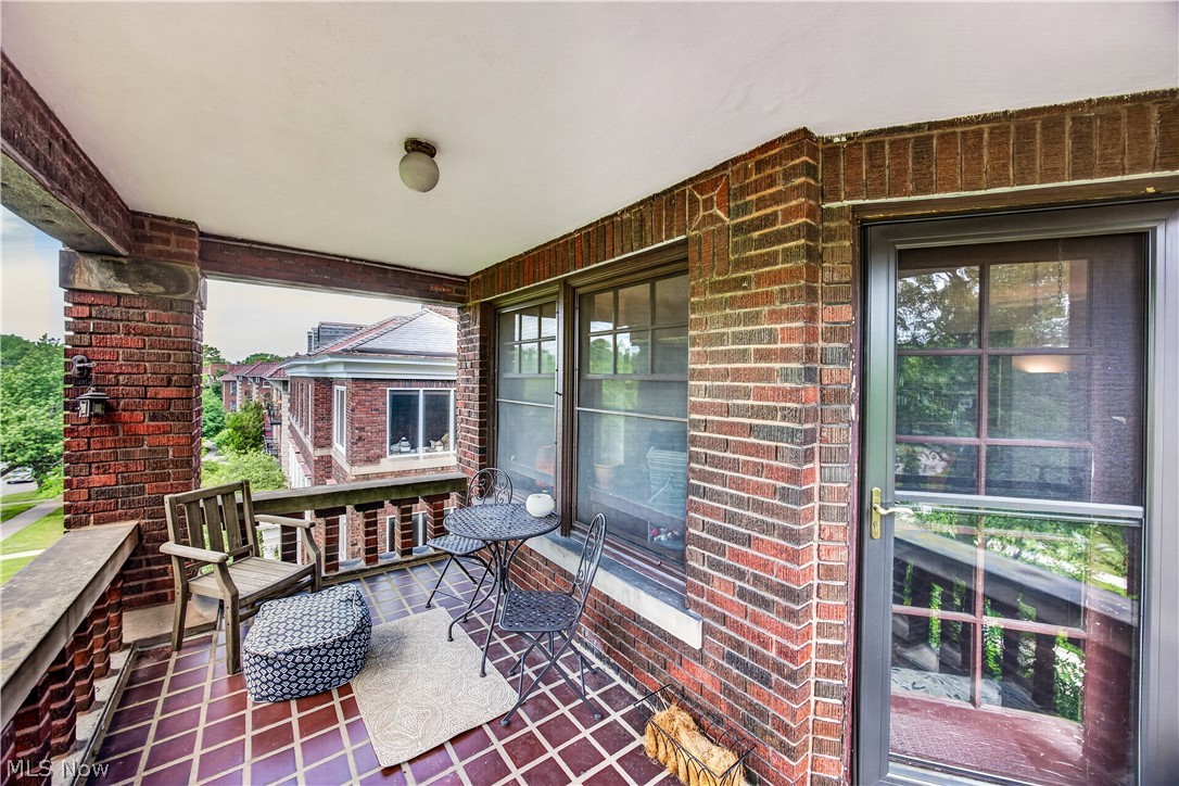 2661 Euclid Heights Boulevard Cleveland Heights OH 44106