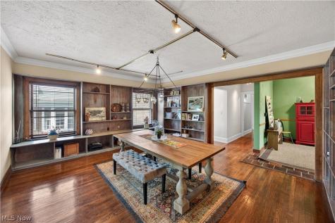 2661 Euclid Heights Boulevard Cleveland Heights OH 44106
