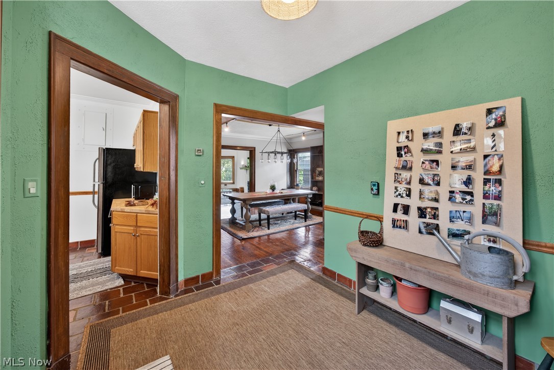 2661 Euclid Heights Boulevard Cleveland Heights OH 44106