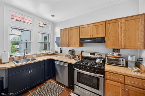 2661 Euclid Heights Boulevard Cleveland Heights OH 44106
