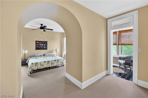 2661 Euclid Heights Boulevard Cleveland Heights OH 44106