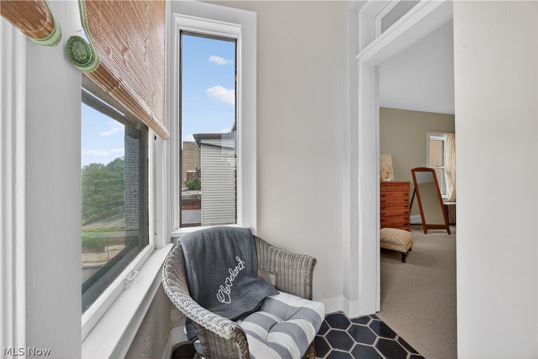 2661 Euclid Heights Boulevard Cleveland Heights OH 44106