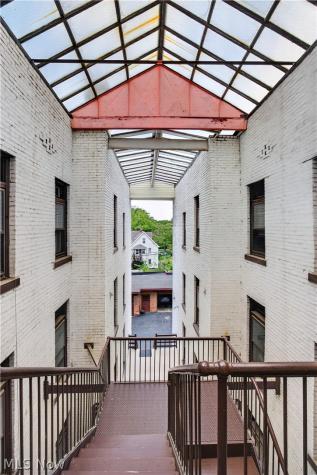 2661 Euclid Heights Boulevard Cleveland Heights OH 44106