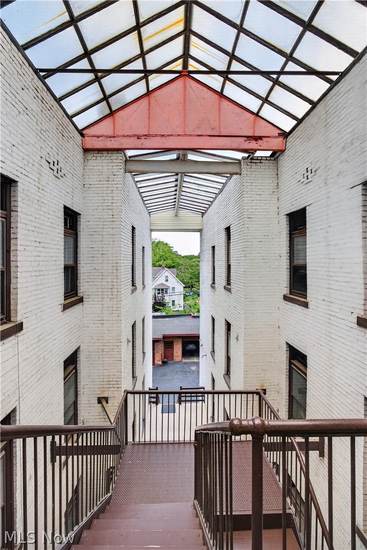 2661 Euclid Heights Boulevard Cleveland Heights OH 44106