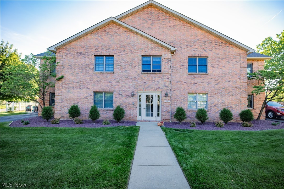1852 Massachusetts Avenue Poland OH 44514