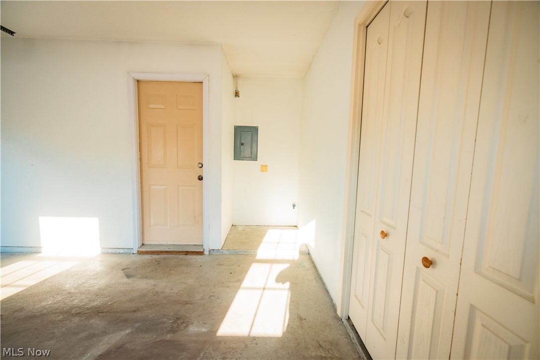 1852 Massachusetts Avenue Poland OH 44514