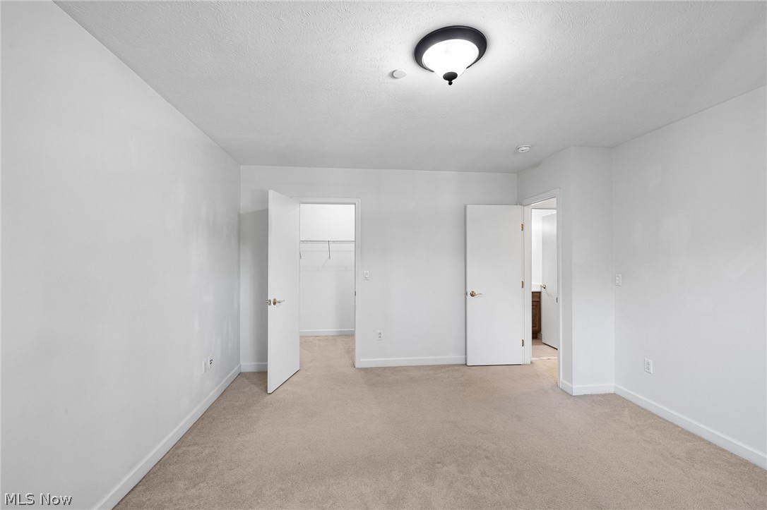 2885 Pease Drive Rocky River OH 44116