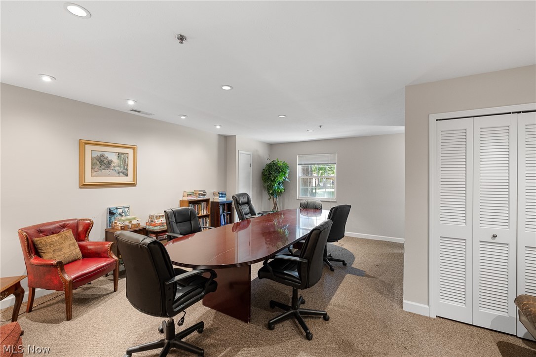2885 Pease Drive Rocky River OH 44116