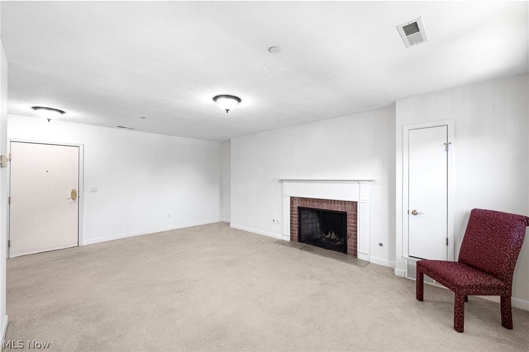 2885 Pease Drive Rocky River OH 44116