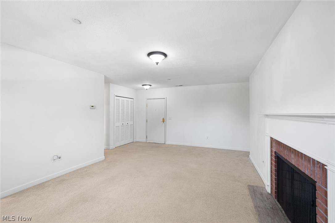 2885 Pease Drive Rocky River OH 44116