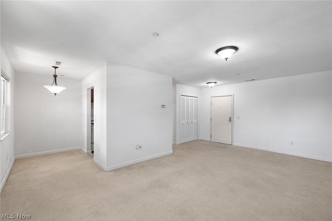 2885 Pease Drive Rocky River OH 44116