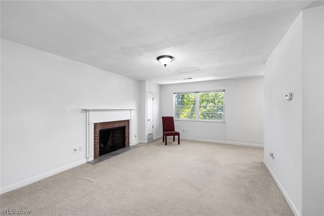2885 Pease Drive Rocky River OH 44116