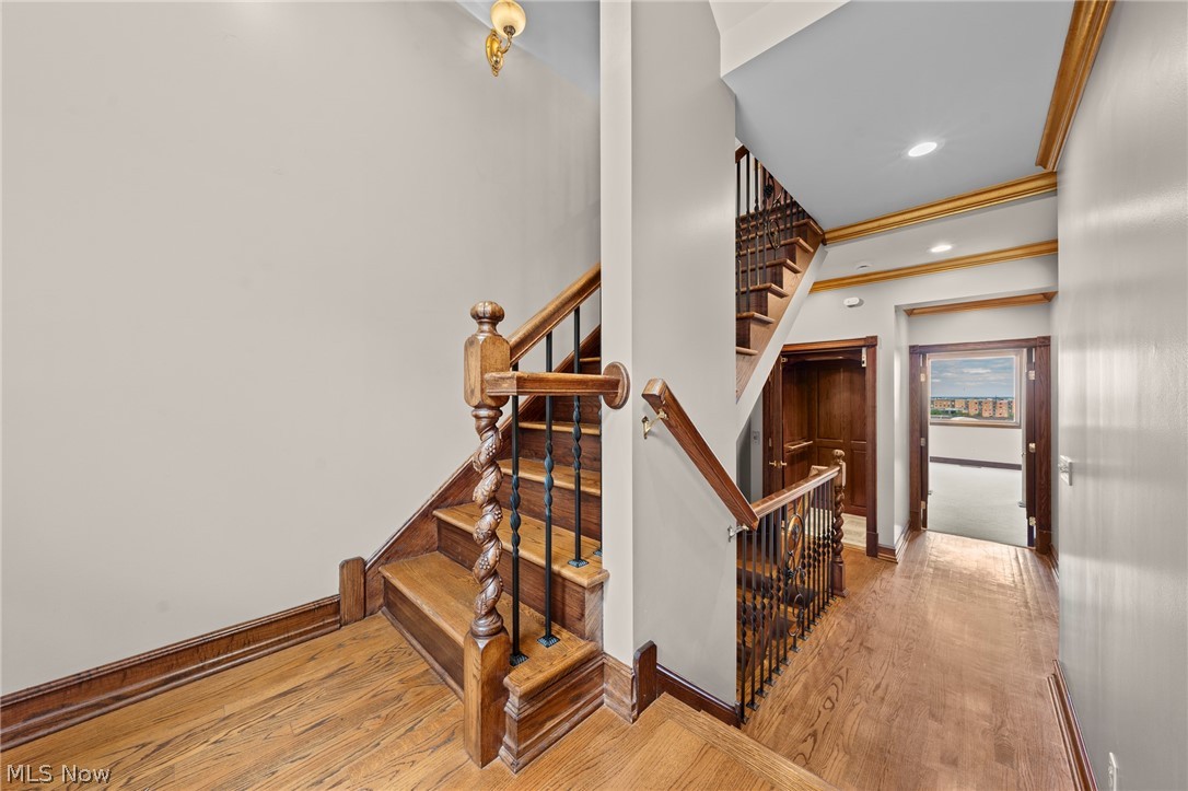2351 Edgehill Road Cleveland OH 44106