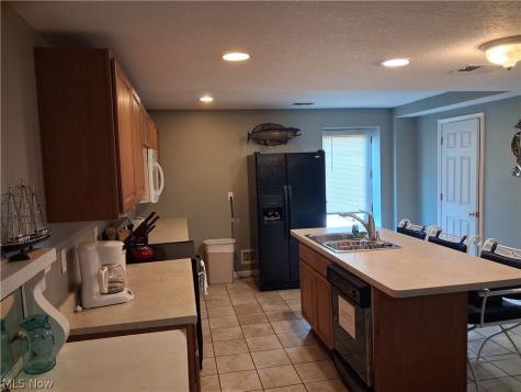 610 Broadway Lorain OH 44052